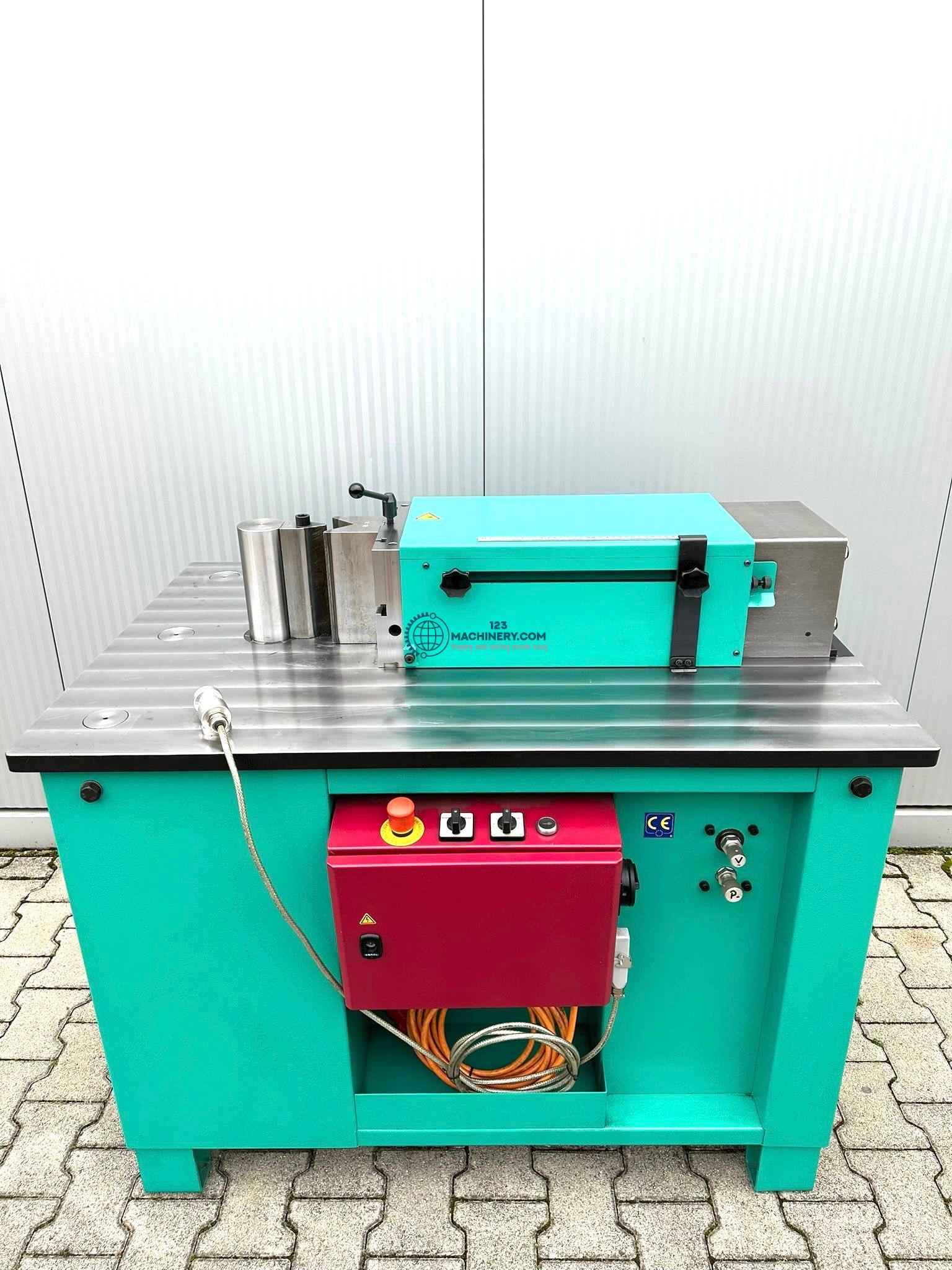 STIERLI - Bieger 300 HE / Horizontalbiegemaschine